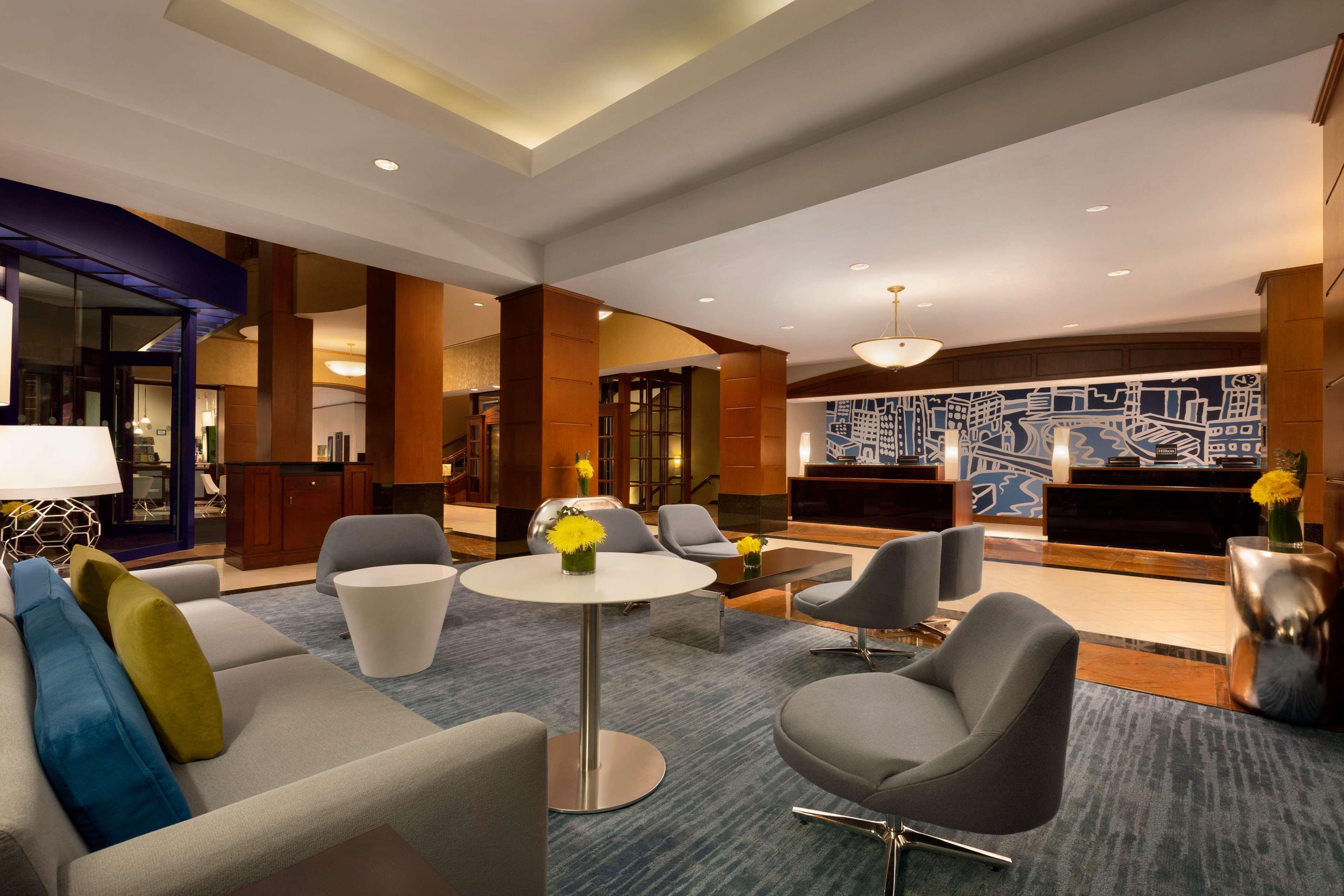 Hilton Chicago Magnificent Mile Suites Exterior foto